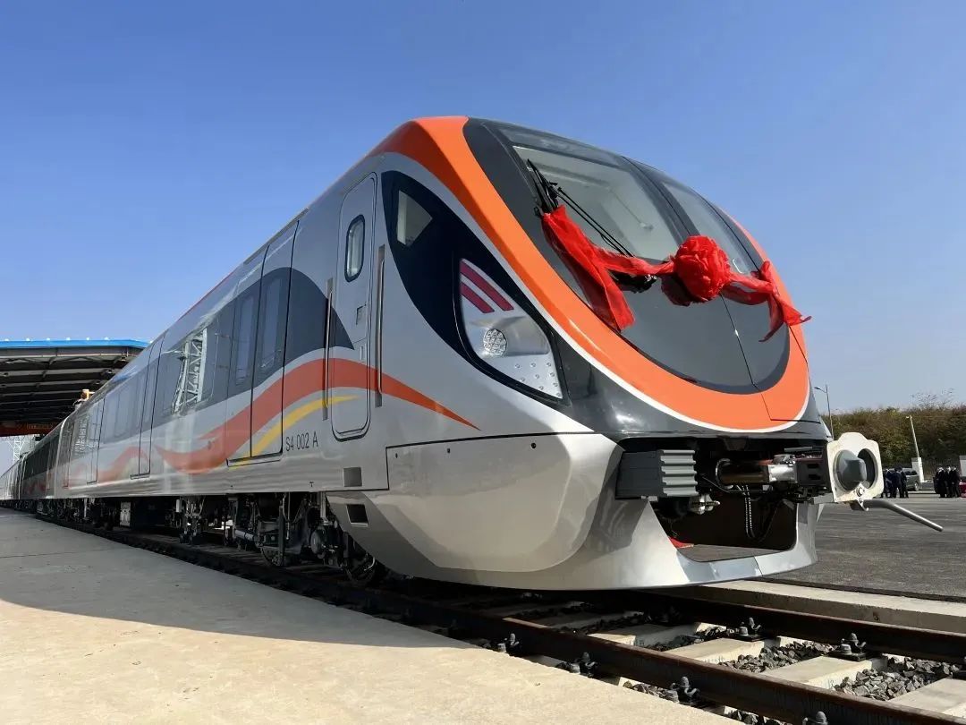 Orange Phoenix Around the Corner! Lankwitzer Assists in the Launch of Vehicles for Chuzhou-Nanjing Intercity Railway! 